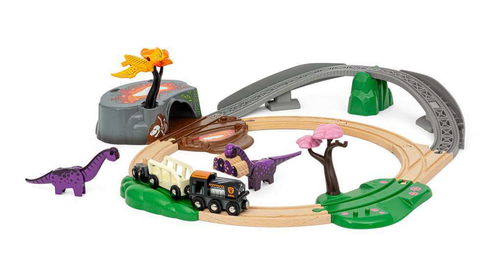 Adventure Train Set Brio World 36094 Dinosaur Adventure Train Set for Children Ages 3 & Up ...