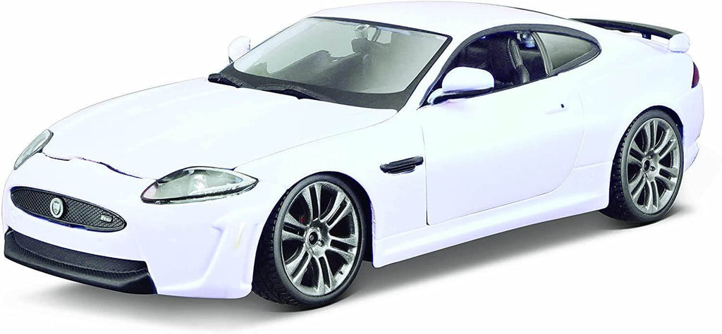 1:24 Jaguar XXR-S White Car - CuriousMinds.co.uk
