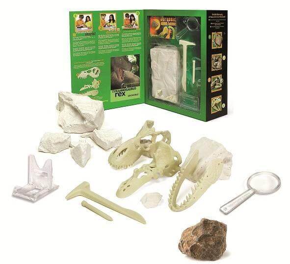 Geoworld Dino Excavation Kit- T-Rex Skull - CuriousMinds.co.uk